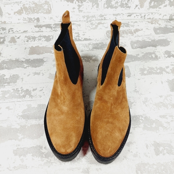 New Caslon Miller Brown Suede Pull On Water Resistant Lug Chelsea Bootie T78 - Picture 4 of 11